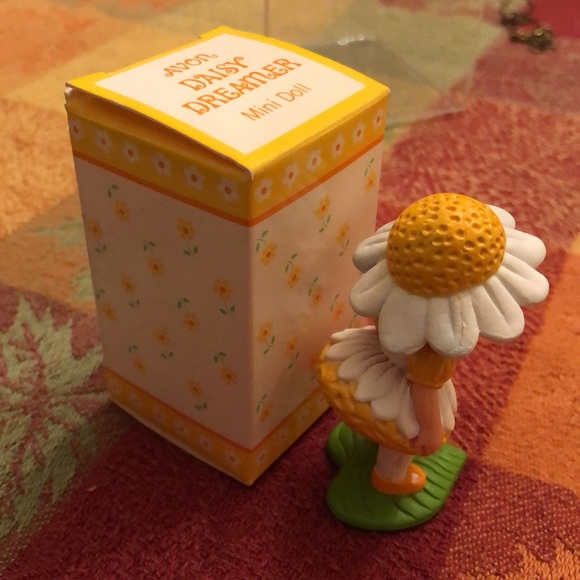 NIB Vintage 1983 Avon Products Daisy Dreamer Mini Blossom  Doll - Picture 12 of 16